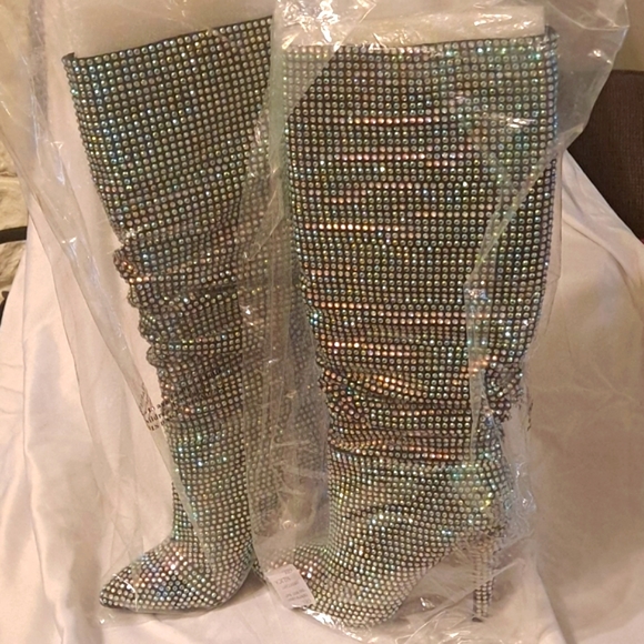 Steve Madden Crushing Rhinestone Heels - Brand New - Picture 1 of 4